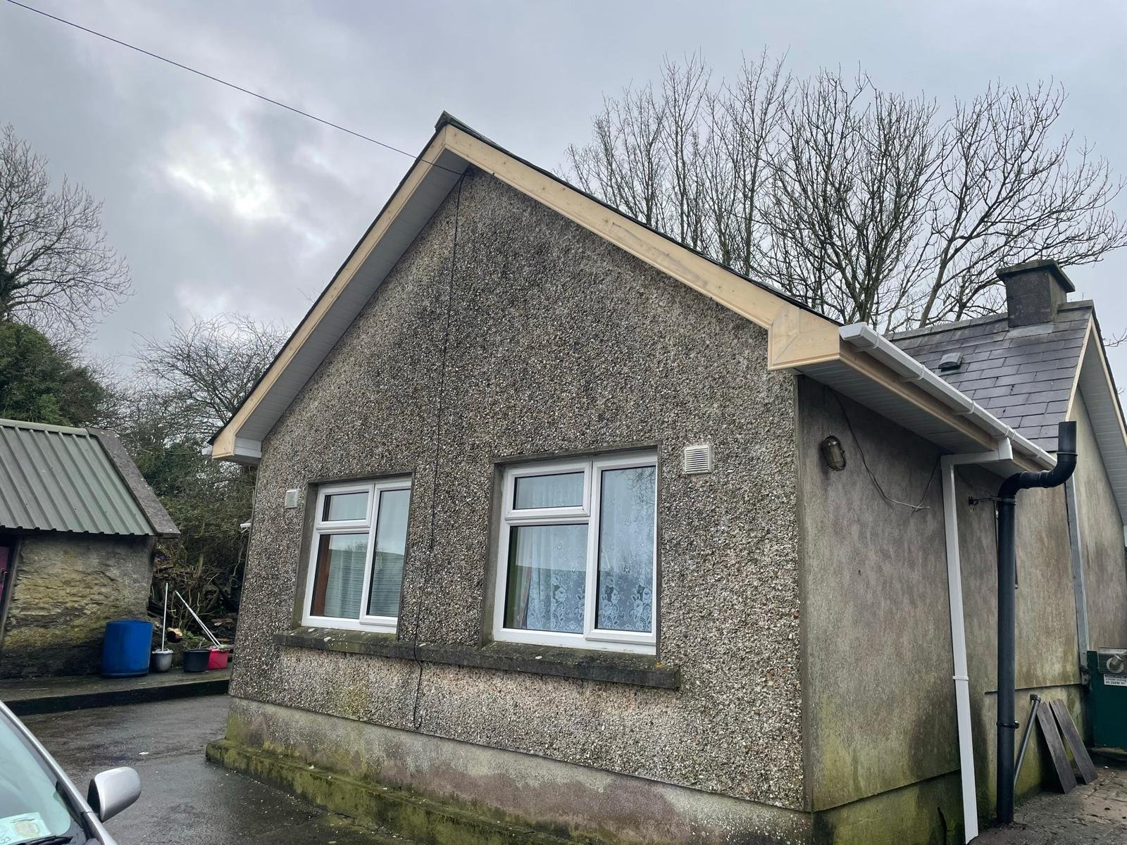 Fascia and soffit work